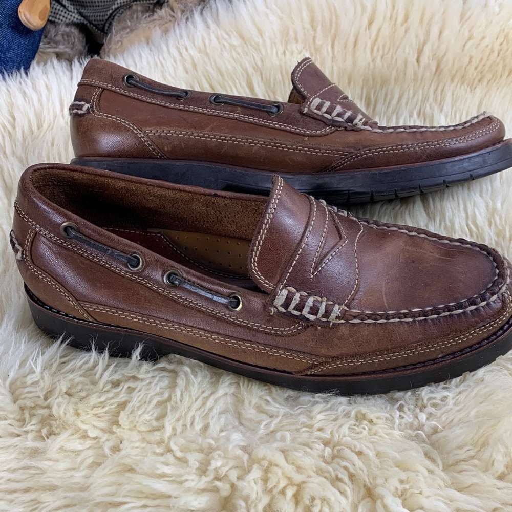 Mens Bass Classic Penny Loafers in Rich Brown
